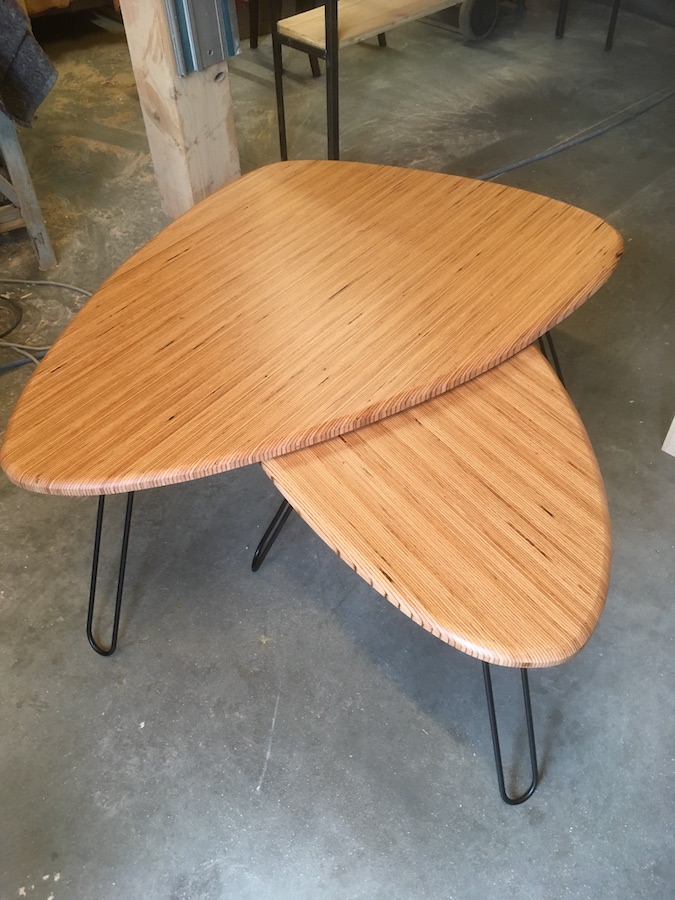  Table en bois clair design